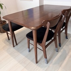 6/21引き取り希望  ダイニングセットの画像