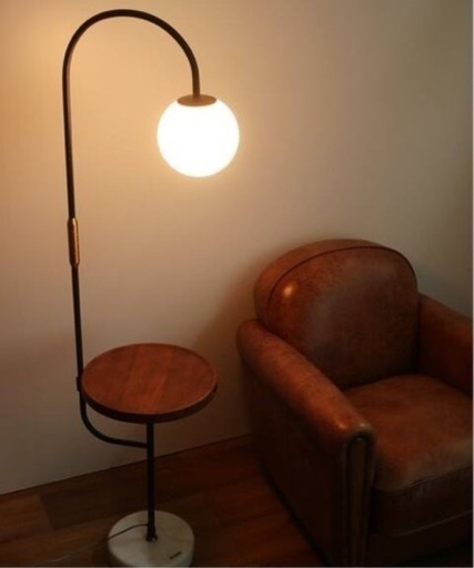 journalstandardfurnitureのフロアライト