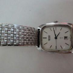 レディース腕時計　SEIKO QUARTZ 　891719　28...
