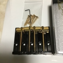 エレキベース用ブリッジ(BADASS BASS ll)の画像