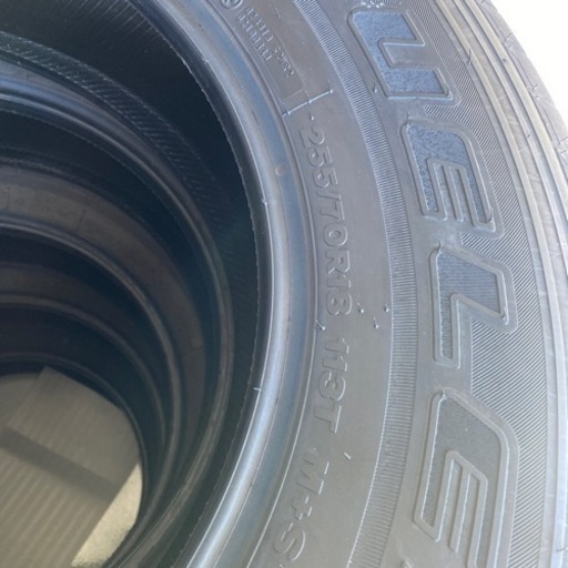 255/70R18 ブリヂストン