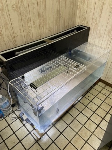 【売り切れ】大型水槽120×60×45+上部濾過