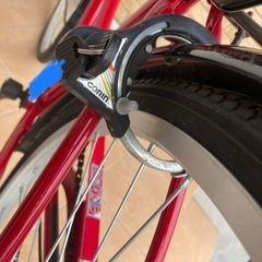 【受付終了】自転車 26インチ 外装6段ギア オートライト レッドの画像