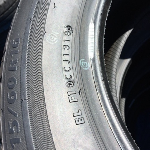 215/60r16 夏タイヤ　新品