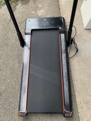 電動ルームランナー　BTM 8026