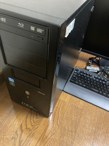 ゲーミングPC ディスプレイ　キーボード　マウス　セット