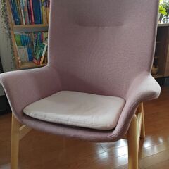 IKEAのチェア（Vedbo）