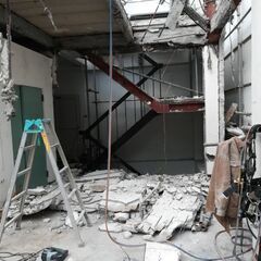 未経験、見習いでまやる気があれば高収入！自社請負あり若者から高年齢者が動く職場の画像