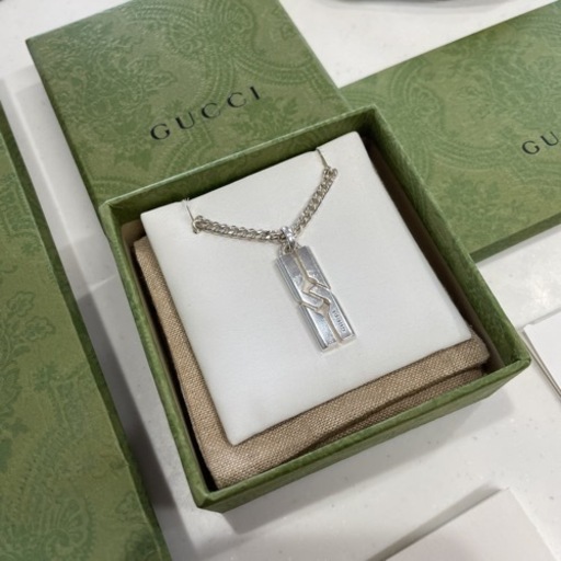 GUCCI ネックレス　インフィニティノット　正規品