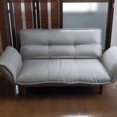 さらにお値下げ♪　二人掛けソファーの画像