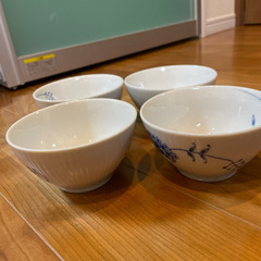確定済み　無料で差し上げます　お茶碗9枚の画像