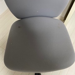 事務用イスの画像