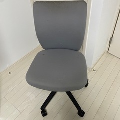 事務用イス