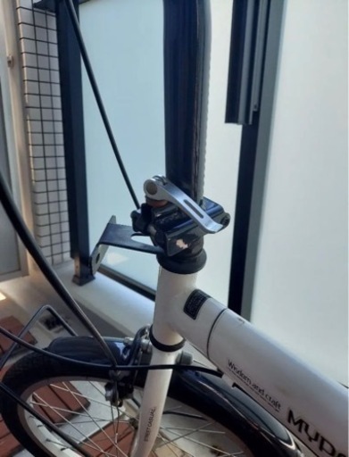 折り畳み自転車　20インチ　カゴ、移動用袋付き