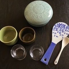 漬物容器と食器いろいろ