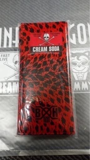 限定コラボ クリームソーダー、ピンクドラゴン、バウンティングハンターコラボ長財布