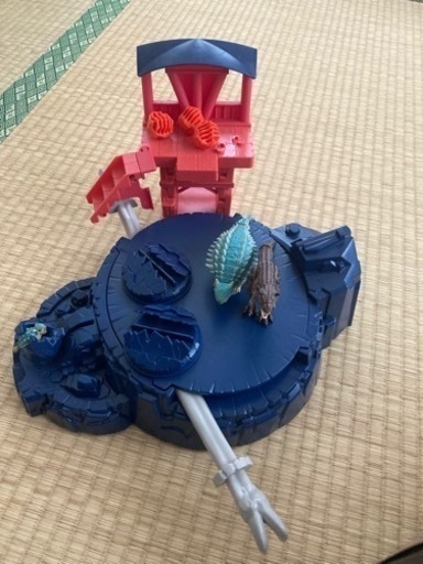 アニア　恐竜バトル