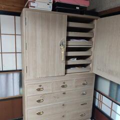 桐箪笥(和)の画像