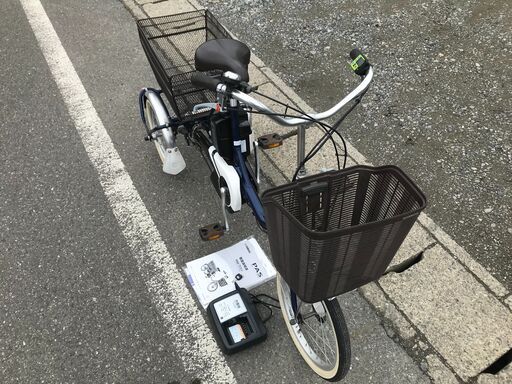 2018年9月購入電動アシスト3輪自転車　ヤマハ　PASワゴン　PA16W
