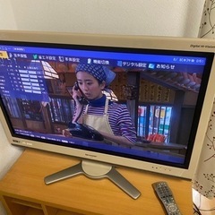AQUOS 32型テレビ【決】の画像