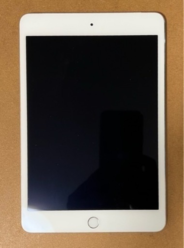 iPad mini4 32GB Wi-Fi + Cellularモデル シルバー