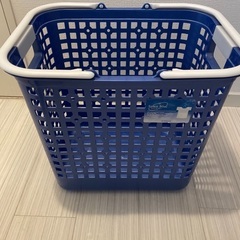 洗濯カゴ(青)