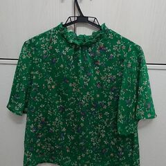 レディース シースルーのトップス 4点セットの画像