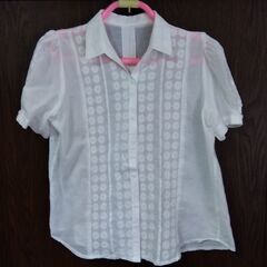 【値下げ200→100】昭和レトロ　ブラウス１４