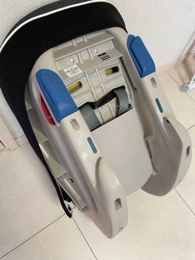 combiチャイルドシート　美品