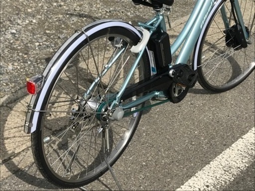 ブリヂストン電動アシスト自転車　アルベルト　内装3段のギヤ付きです。