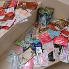 0円：化粧品サンプルいっぱい 資生堂香水10点未使用 他 香水 ...