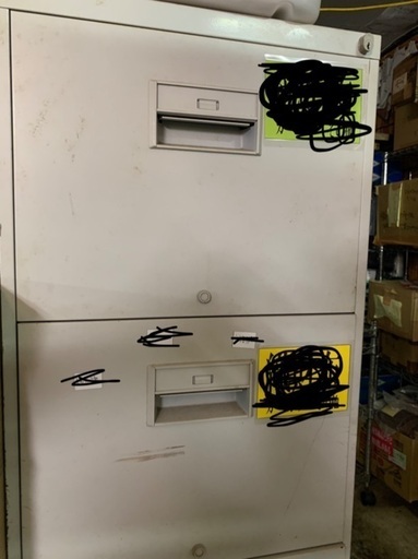 収納棚