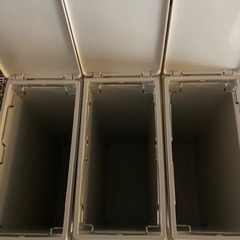 ● 無印良品、ゴミ箱、3個セットの画像