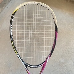 軟式テニスラケットの画像