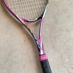 軟式テニスラケットの画像