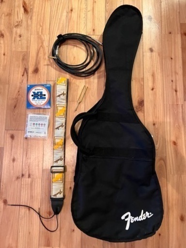 FENDER JAPAN MUSTANG 弦ストラップシールドセット
