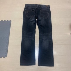 ニコル　ブラックジーンズの画像