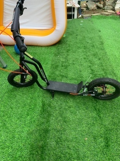 キックボード　キックスケーター　スケボー　自転車　スクーター