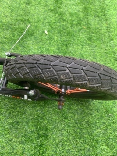 キックボード　キックスケーター　スケボー　自転車　スクーター