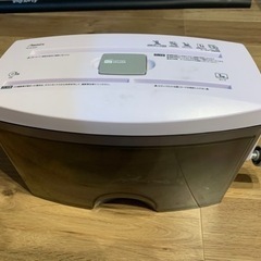 ハンド シュレッダー