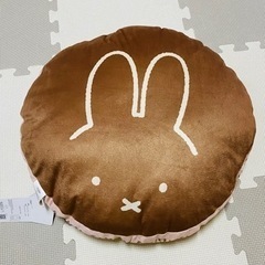 新品未使用　ミッフィー　クッション④
