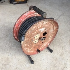 RYOBI電動草刈機AK6000の画像