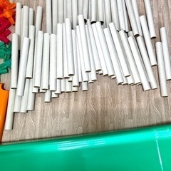 ぴーぷる　白いジャングルジムの画像