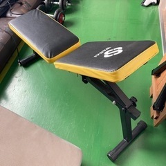 ● トレーニング用ベンチの画像
