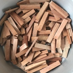 小さな材木100本の画像