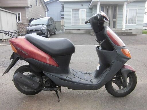 スズキ　レッツ５０メットイン　通勤買い物に便利