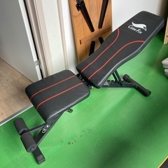 ● 腹筋用ベンチ、トレーニングベンチ