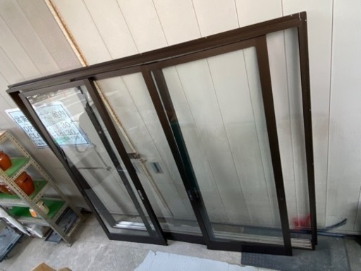 ☆ 未使用品　3枚戸　窓枠　アルミ　サッシ　テラス