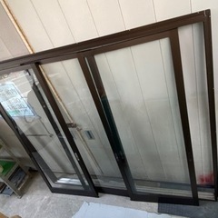 ☆ 未使用品　3枚戸　窓枠　アルミ　サッシ　テラス