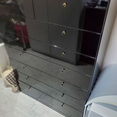 鏡面ガラス加工タンス